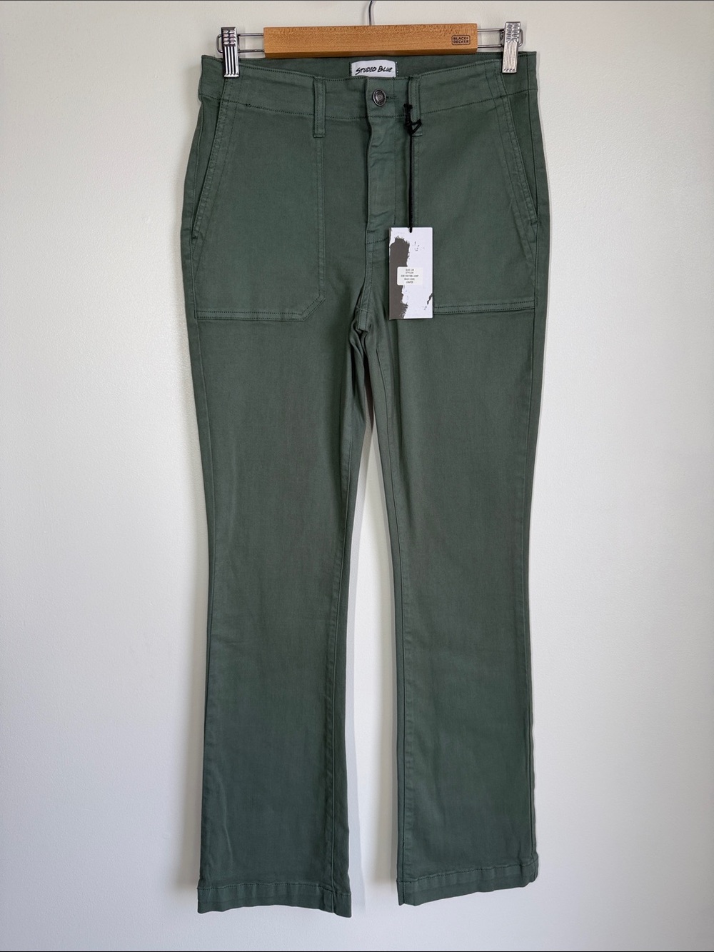 Studio Blue Utility Boot Cut Flare Pants in Green – Size 28